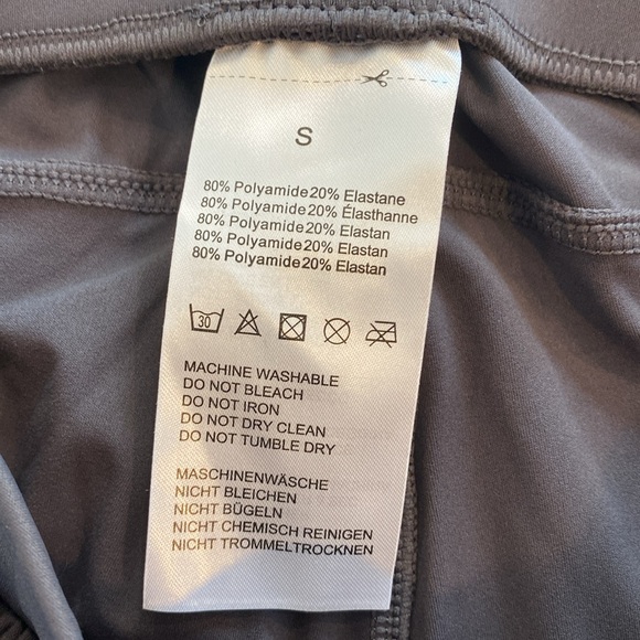 NWT Women’s joggers - Picture 5 of 5